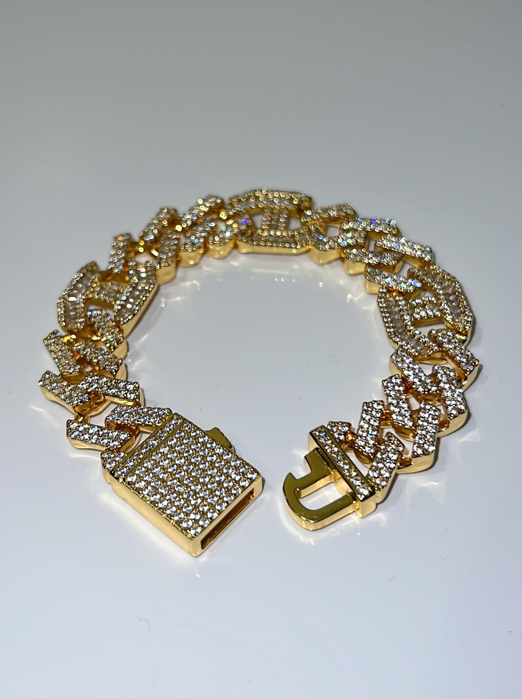 gold mariner links cubic zirconia bracelet