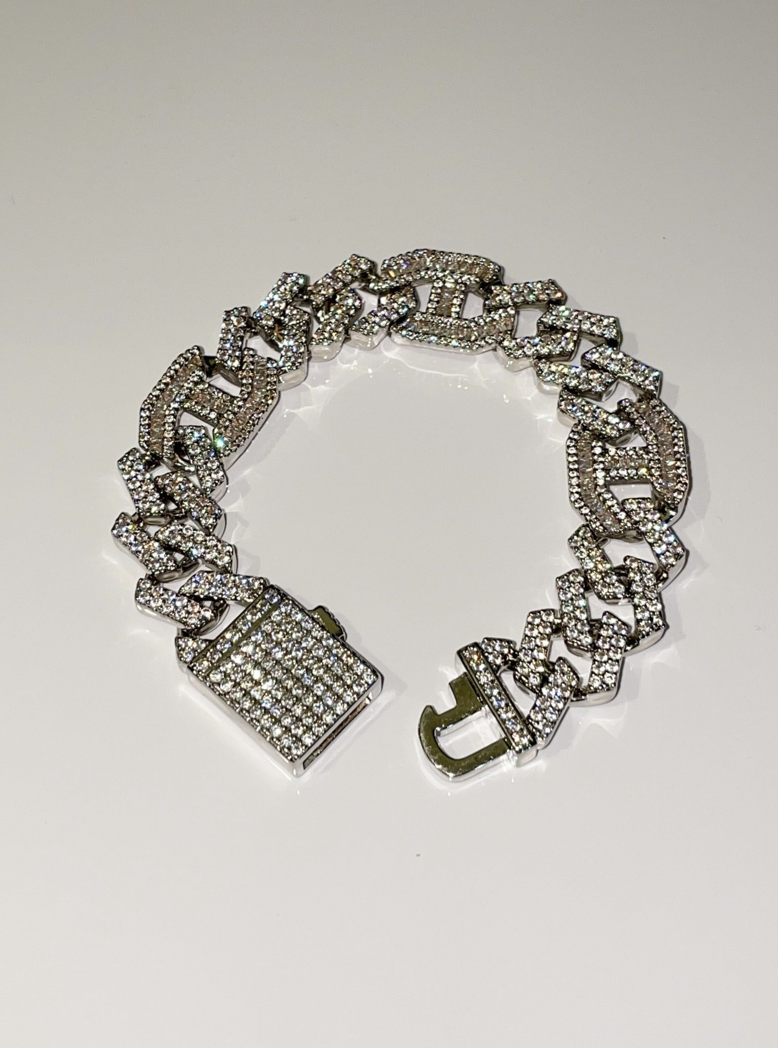 cubic zirconia luxury mariner links silver bracelet