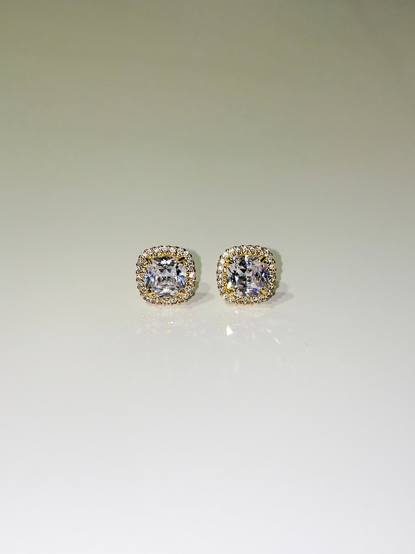 classic gold cubic zirconia stud earrings